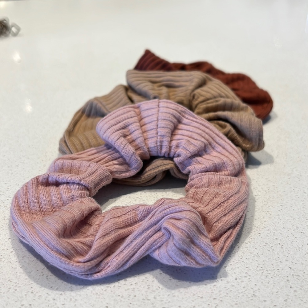 3 piece scrunchie set